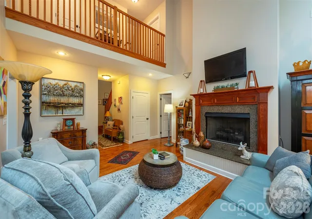Photo 3 of Single family home for sale at 25 Deer Trl Way, Fairview, NC 28730 | MLS# 4428535 | Listing updated on 2026-09-26