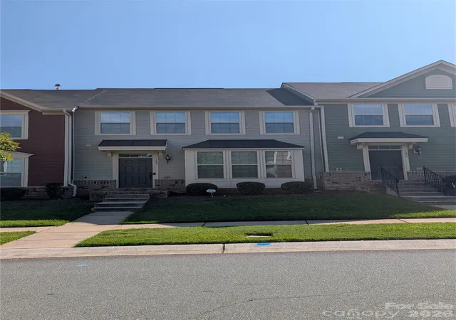 Photo 1 of Townhouse for sale at 1645 Fleetwood Dr, Charlotte, NC 28208 | MLS# 4428546 | Listing updated on 2026-09-28