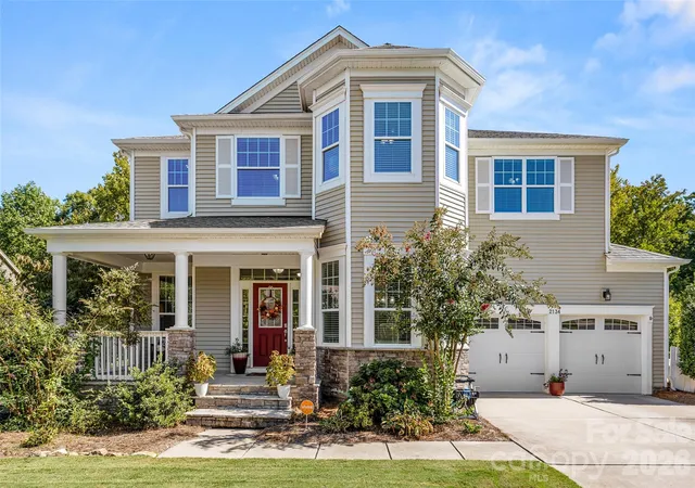 Photo 1 of Single family home for sale at 2134 Clarion Dr, Fort Mill, SC 29707 | MLS# 4428547 | Listing updated on 2026-10-03