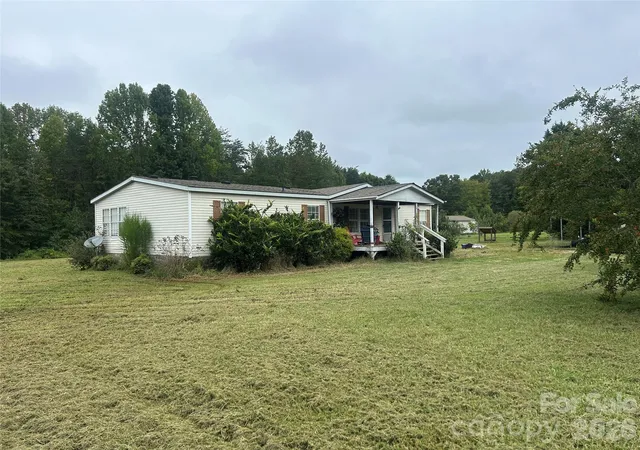 Photo 3 of Single family home for sale at 5100 Flay Rd, Lincolnton, NC 28092 | MLS# 4428563 | Listing updated on 2026-09-27