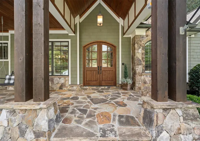Photo 2 of Mansion for sale at 116 Willow Springs Trl, Mount Holly, NC 28120 | MLS# 4428575 | Listing updated on 2026-10-08