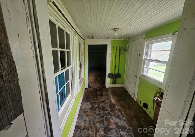 Photo 8 of Single family home for sale at 28 Chestnut St, Rosman, NC 28772 | MLS# 4428585 | Listing updated on 2026-09-26