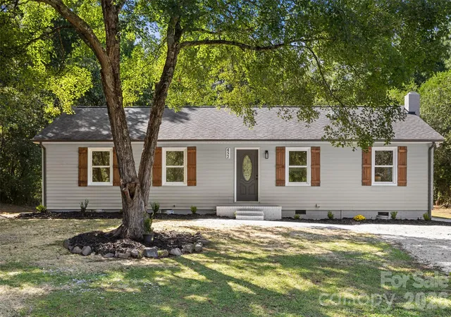 Photo 1 of Single family home for sale at 452 Riverdale Rd, Mocksville, NC 27028 | MLS# 4428592 | Listing updated on 2026-09-27
