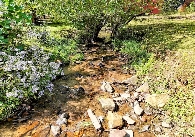 Photo 3 of Single family home for sale at 57 Pebble Dr, Whittier, NC 28789 | MLS# 4428593 | Listing updated on 2026-10-03