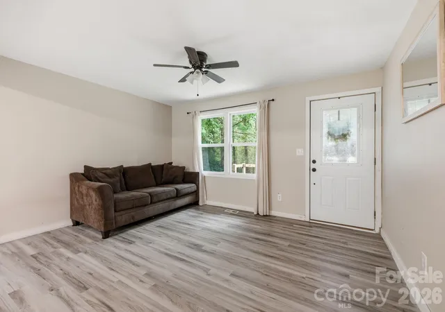 Photo 4 of Single family home for sale at 36 Medlin Ln, Flat Rock, NC 28731 | MLS# 4428597 | Listing updated on 2026-09-30