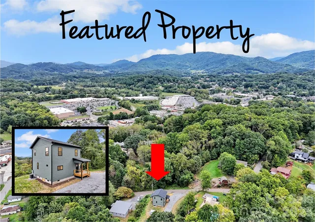 Photo 1 of Single family home for sale at 98 Mcelroy St, Waynesville, NC 28786 | MLS# 4428599 | Listing updated on 2026-09-29