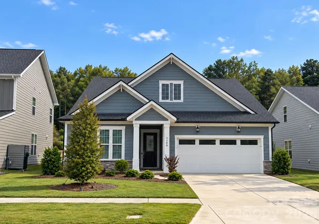 Single family home for sale at 5208 Glenwalk Dr, Charlotte, NC 28269 | MLS# 4428602