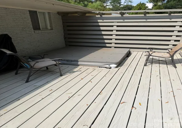 Photo 3 of Sale Pending at 1405 Lakeview Dr, Pineville, NC 28134 | MLS# 4428621 | Listing updated on 2026-09-30