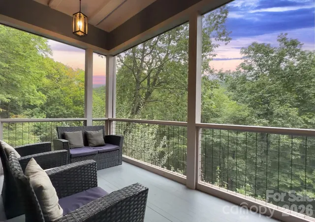 Photo 4 of Single family home for sale at 18 Wood Hvn Ln, Black Mountain, NC 28711 | MLS# 4428632 | Listing updated on 2026-09-28