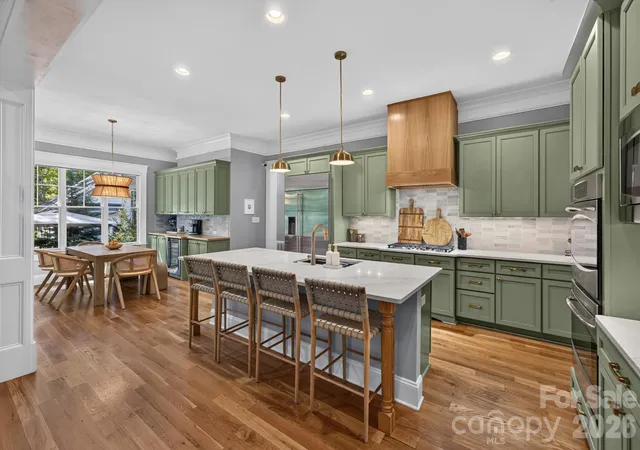 Photo 3 of Single family home for sale at 935 Irish Crk Dr, Landis, NC 28088 | MLS# 4428636 | Listing updated on 2026-10-02
