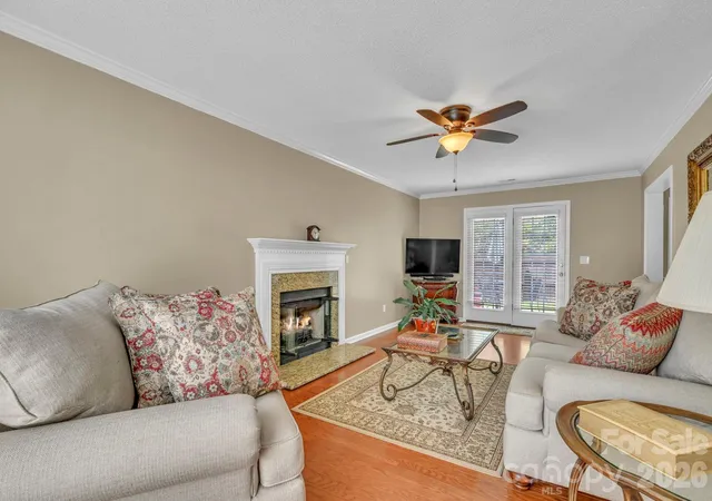 Photo 3 of Single family home for sale at 21 Sunberry Trl N, Fletcher, NC 28732 | MLS# 4428651 | Listing updated on 2026-09-28