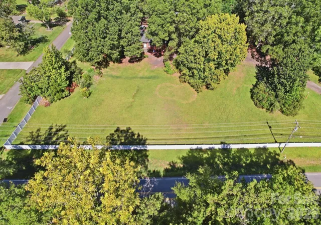 Photo 3 of Single family home for sale at 8911 Mt Holly Huntersville Rd, Huntersville, NC 28078 | MLS# 4428659 | Listing updated on 2026-09-29