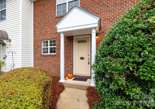 Photo 2 of Townhouse for sale at 4210 Melrose Clb Dr, Matthews, NC 28105 | MLS# 4428662 | Listing updated on 2026-09-26