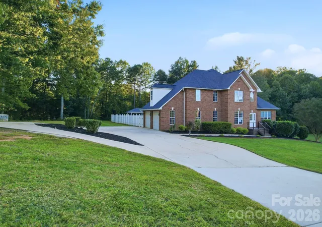 Photo 1 of Single family home for sale at 3779 S Nc 16 Hwy, Maiden, NC 28650 | MLS# 4428674 | Listing updated on 2026-10-03