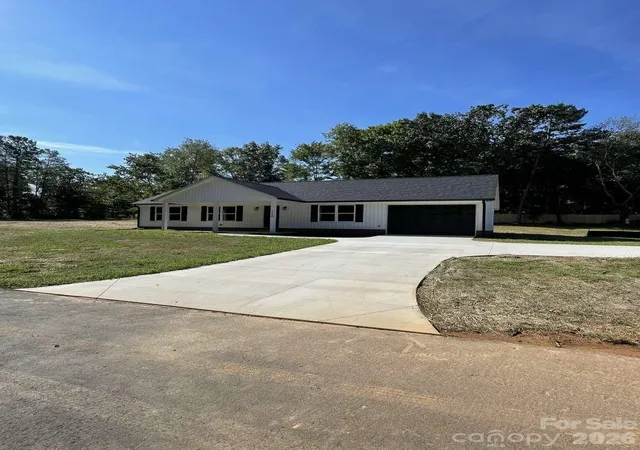 Photo 2 of Single family home for sale at 120 Francis Dr, Lawndale, NC 28090 | MLS# 4428686 | Listing updated on 2026-09-29