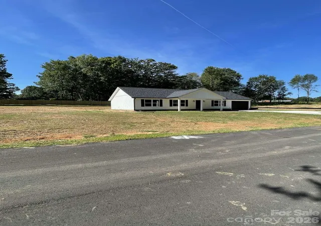 Photo 3 of Single family home for sale at 120 Francis Dr, Lawndale, NC 28090 | MLS# 4428686 | Listing updated on 2026-09-29
