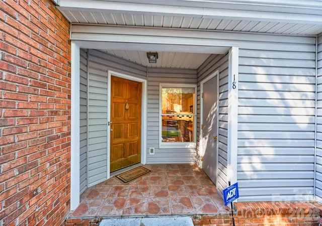 Photo 2 of Condo for sale at 18 8th Avenue NW #18, Hickory, NC 28601 | MLS# 4428688 | Listing updated on 2026-09-26