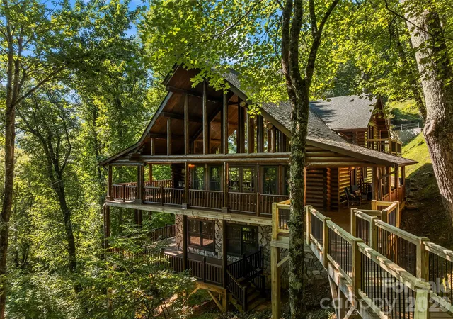 Photo 1 of Single family home for sale at 44 Kamama Trl, Maggie Valley, NC 28751 | MLS# 4428698 | Listing updated on 2026-09-29