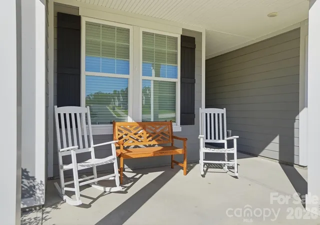 Photo 3 of Single family home for sale at 8032 Longwaters Ct, York, SC 29745 | MLS# 4428713 | Listing updated on 2026-10-03