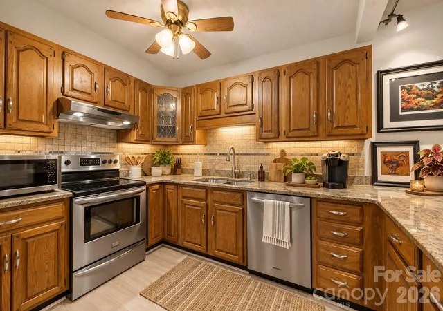 Photo 2 of Condo for sale at 501 Woodfield Dr, Asheville, NC 28803 | MLS# 4428720 | Listing updated on 2026-10-01