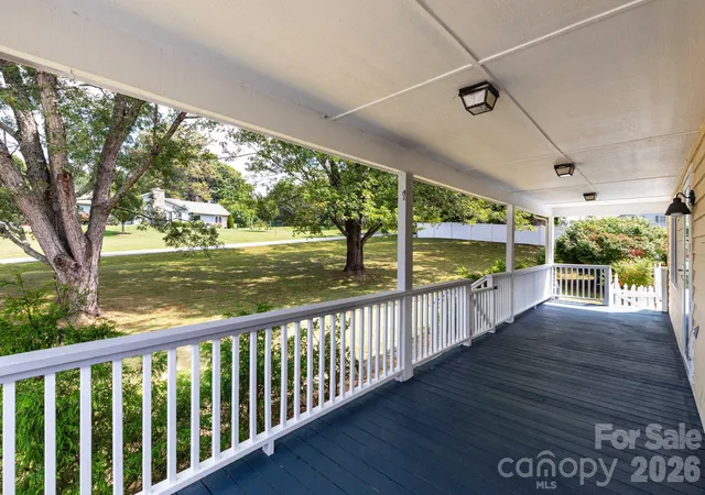 Photo 2 of Single family home for sale at 751 Bryson Rd, Candler, NC 28715 | MLS# 4428722 | Listing updated on 2026-09-27