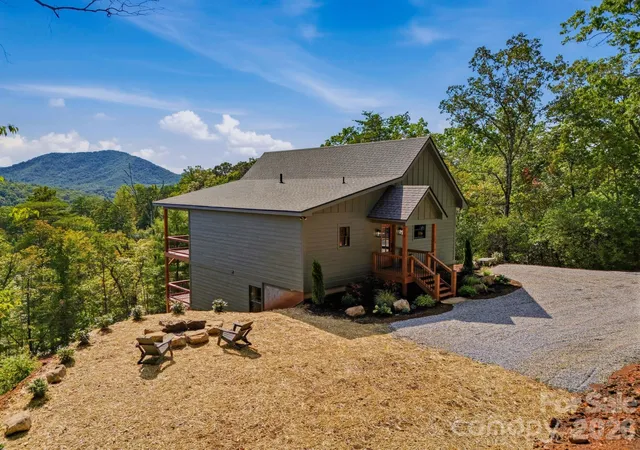 Photo 4 of Single family home for sale at 120 Echota Trl, Hayesville, NC 28904 | MLS# 4428723 | Listing updated on 2026-10-23