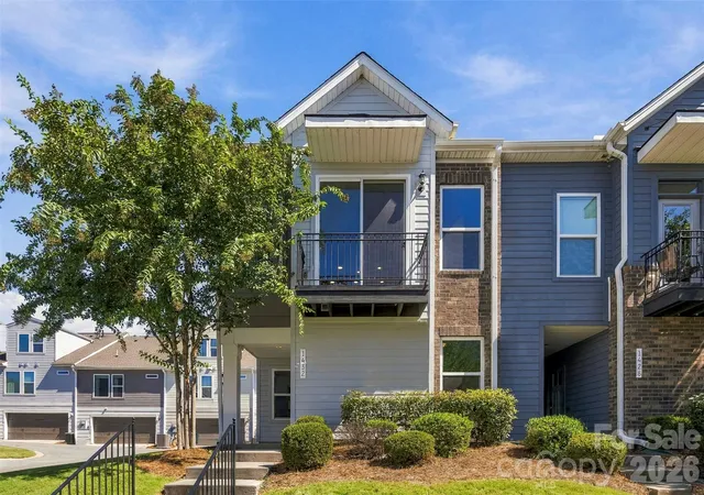 Photo 2 of Townhouse for sale at 1432 Winding Strm Rd, Charlotte, NC 28206 | MLS# 4428731 | Listing updated on 2026-10-06