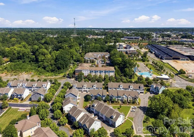 Photo 38 of Townhouse for sale at 1432 Winding Strm Rd, Charlotte, NC 28206 | MLS# 4428731 | Listing updated on 2026-10-06