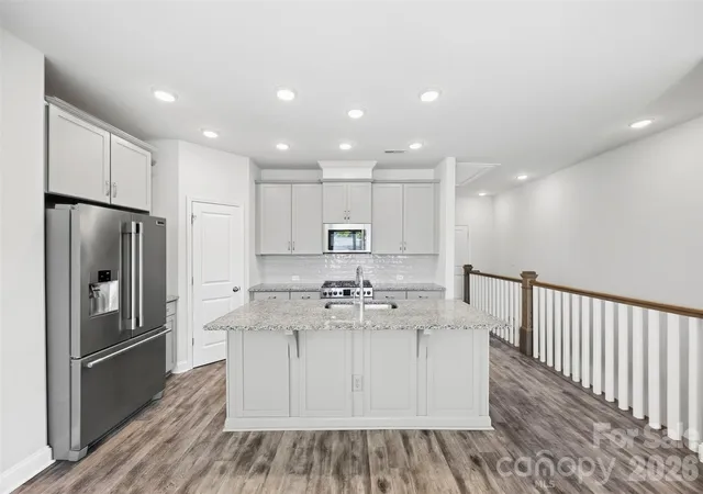 Photo 4 of Townhouse for sale at 1432 Winding Strm Rd, Charlotte, NC 28206 | MLS# 4428731 | Listing updated on 2026-10-06