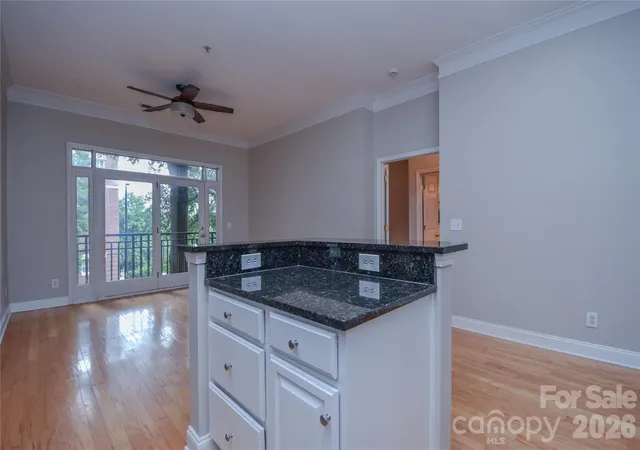 Photo 3 of Condo for sale at 727 Garden District Dr, Charlotte, NC 28202 | MLS# 4428737 | Listing updated on 2026-09-30