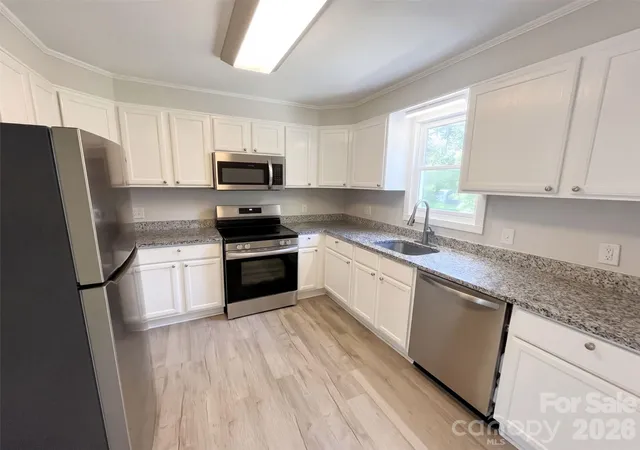 Photo 2 of Sale Pending at 905 3rd Street, Spencer, NC 28159 | MLS# 4428764 | Listing updated on 2026-10-05