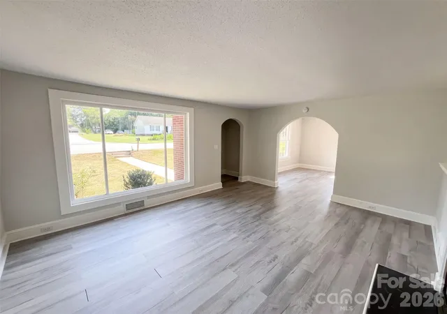 Photo 3 of Sale Pending at 905 3rd Street, Spencer, NC 28159 | MLS# 4428764 | Listing updated on 2026-10-05