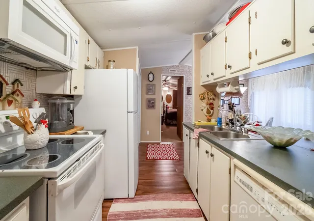 Photo 4 of Single family home for sale at 2157 Ross Cauthen Rd, Lancaster, SC 29720 | MLS# 4428784 | Listing updated on 2026-09-26