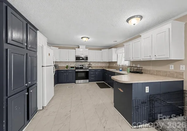 Photo 4 of Single family home for sale at 34 Justin Ln, Cameron, NC 28326 | MLS# 4428798 | Listing updated on 2026-09-26