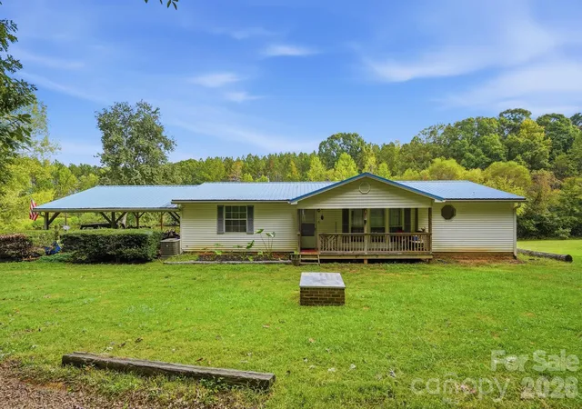 Photo 1 of Single family home for sale at 650 Simpson Rd, Mc Connells, SC 29726 | MLS# 4428813 | Listing updated on 2026-10-08