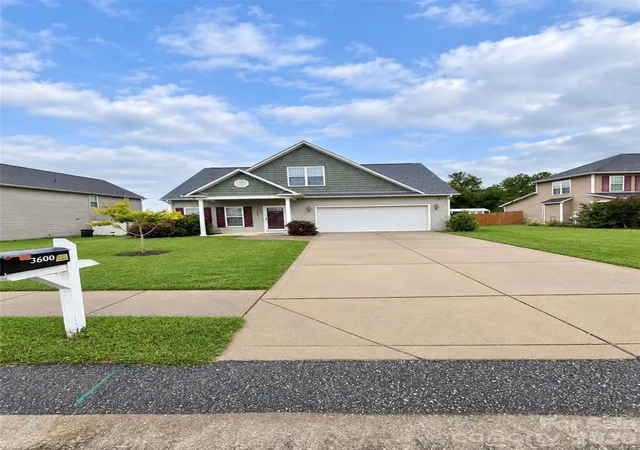 Photo 1 of Single family home for sale at 3600 Crosswinds Dr, Hope Mills, NC 28348 | MLS# 4428819 | Listing updated on 2026-09-26