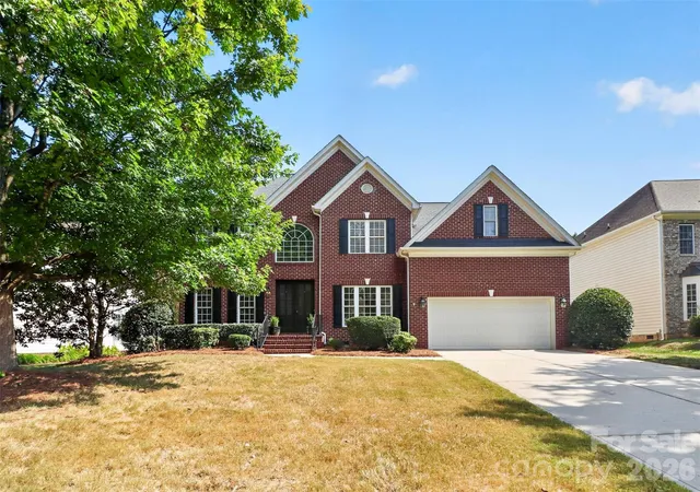 Photo 2 of Single family home for sale at 8915 Whittingham Dr, Waxhaw, NC 28173 | MLS# 4428839 | Listing updated on 2026-10-03