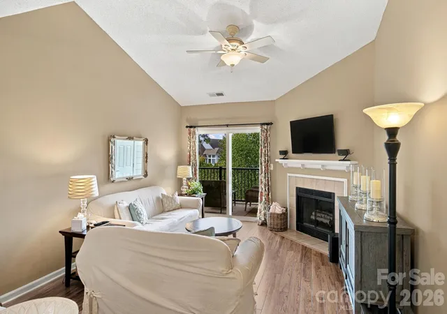 Photo 3 of Condo for sale at 18809 Nautical Dr, Cornelius, NC 28031 | MLS# 4428851 | Listing updated on 2026-10-06