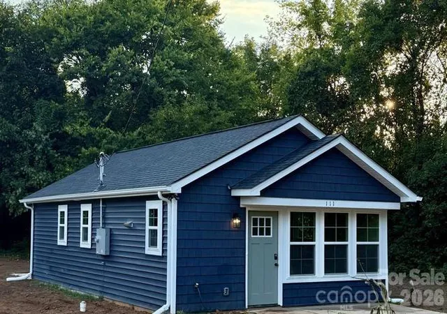 Photo 2 of Single family home for sale at 111 Cotton Grv Rd, Lexington, NC 27292 | MLS# 4428866 | Listing updated on 2026-10-02