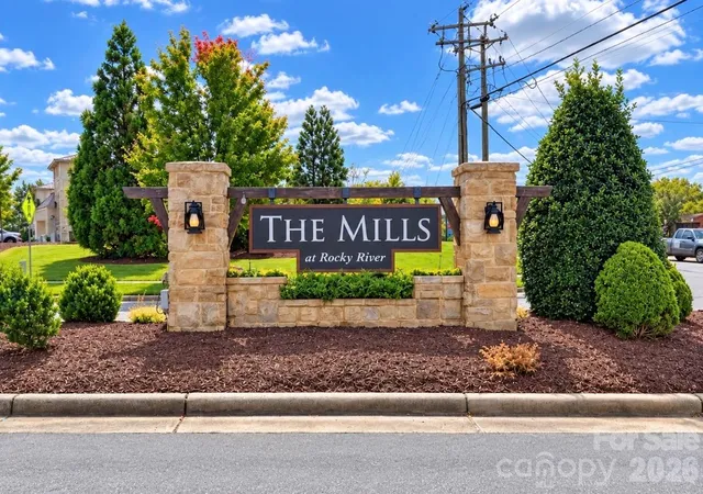 Photo 3 of Single family home for sale at 1682 Scarbrough Cir Sw, Concord, NC 28025 | MLS# 4428887 | Listing updated on 2026-10-01
