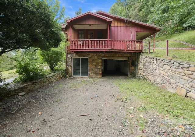 Photo 3 of Single family home for sale at 360 Poverty Branch Rd, Barnardsville, NC 28709 | MLS# 4428894 | Listing updated on 2026-09-27