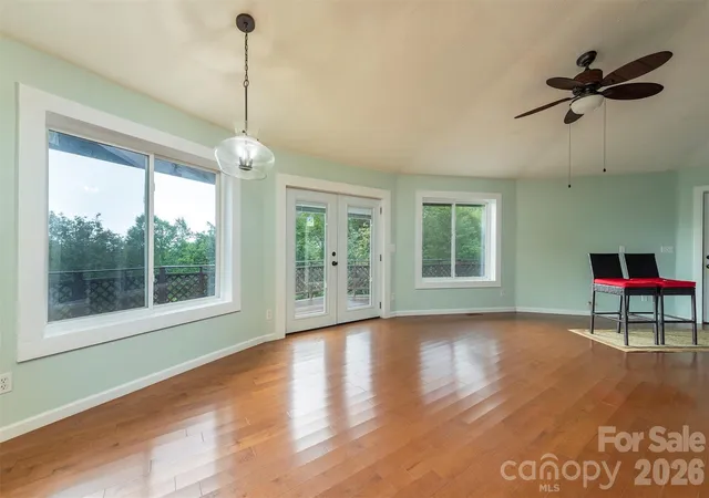 Photo 3 of Single family home for sale at 281 Bearwallow Trl, Leicester, NC 28748 | MLS# 4428901 | Listing updated on 2026-10-16