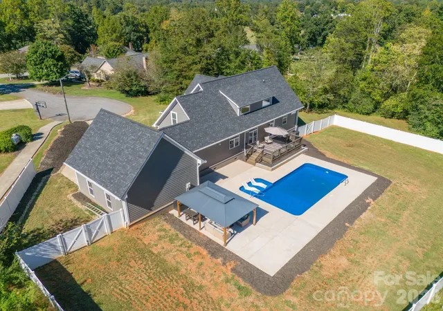 Single family home for sale at 6 Leisure Cir, Granite Falls, NC 28630 | MLS# 4428902