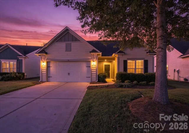 Photo 3 of Single family home for sale at 389 Harvest Valley Ln, Fort Mill, SC 29715 | MLS# 4428912 | Listing updated on 2026-10-10
