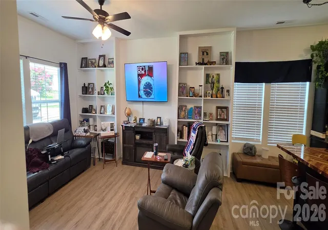 Photo 2 of Single family home for sale at 1007 S Ridge Ave, Kannapolis, NC 28083 | MLS# 4428925 | Listing updated on 2026-10-01