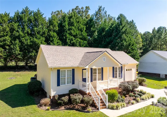 Single family home for sale at 32802 Austin Rd, New London, NC 28127 | MLS# 4428929