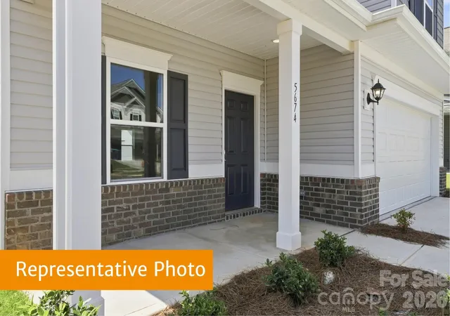 Photo 3 of Single family home for sale at 616 Rowe Xing Dr, Newton, NC 28658 | MLS# 4428931 | Listing updated on 2026-10-07