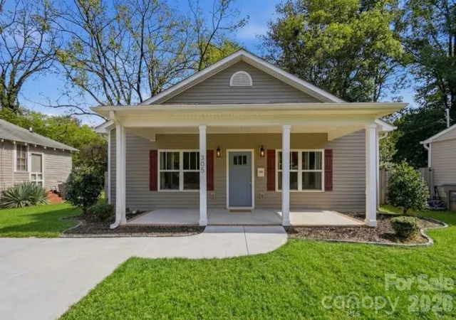Photo 1 of Single family home for sale at 305 Harrison St, Charlotte, NC 28208 | MLS# 4428943 | Listing updated on 2026-10-07