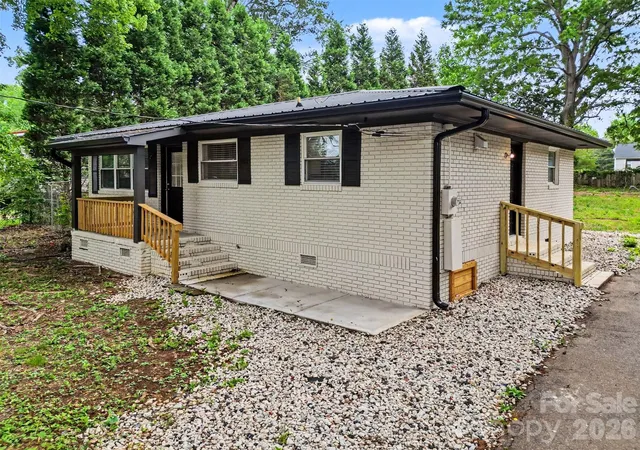 Photo 1 of Single family home for sale at 5475 Bertie Ave, Salisbury, NC 28147 | MLS# 4428945 | Listing updated on 2026-09-27