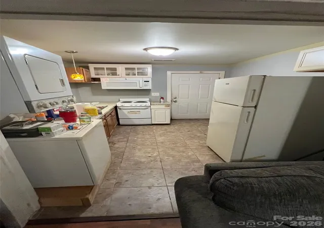 Photo 3 of Sale Pending at 205 Seigle St, Lowell, NC 28098 | MLS# 4428948 | Listing updated on 2026-10-07